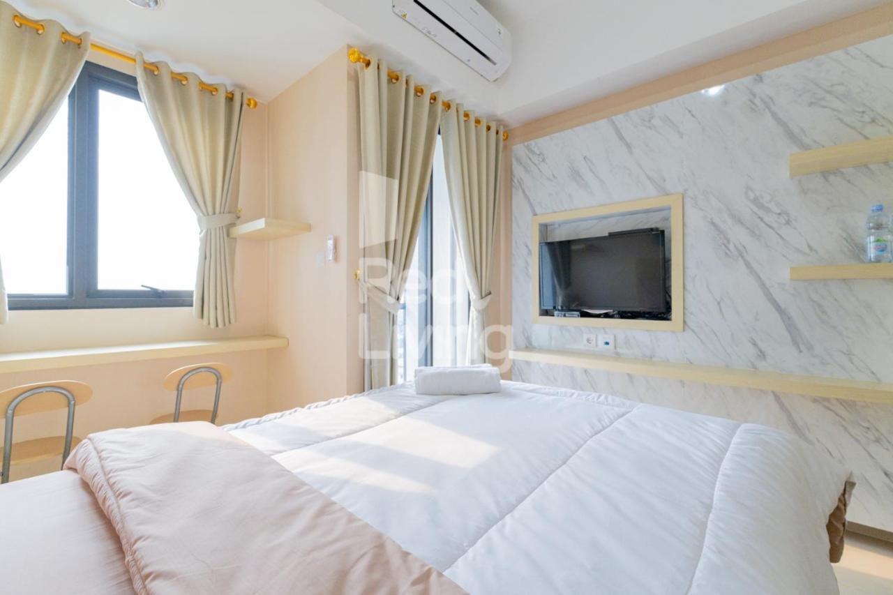 Redliving Apartemen Jakarta Living Star - Boborooms Exterior photo