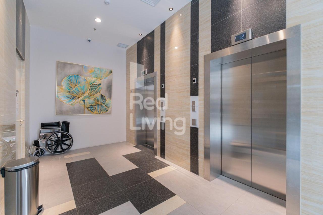 Redliving Apartemen Jakarta Living Star - Boborooms Exterior photo