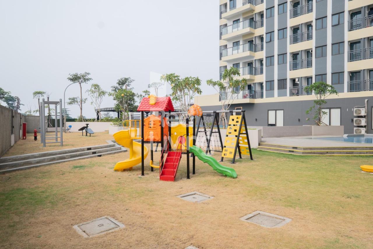 Redliving Apartemen Jakarta Living Star - Boborooms Exterior photo