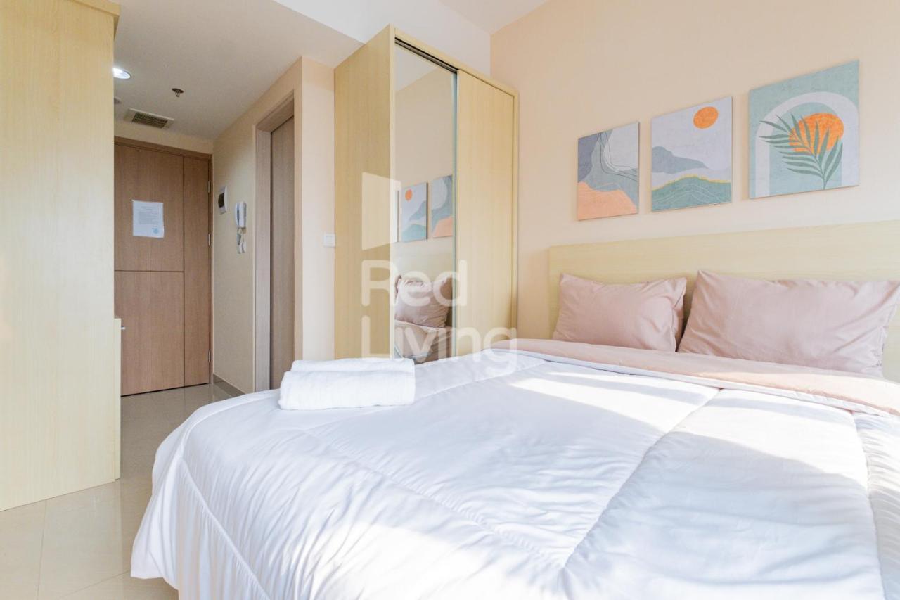 Redliving Apartemen Jakarta Living Star - Boborooms Exterior photo
